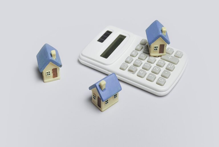 Foreign Salary Slips, Tax Returns & More: Preparing Documents for NRI Home Loans